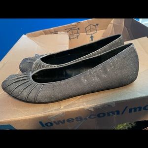 Jessica Simpson size 9 sparkly flats